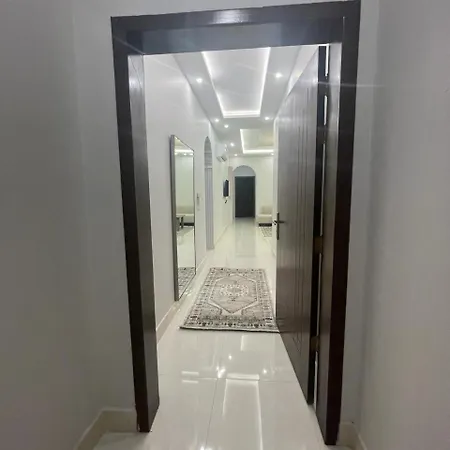 شقق فندقيه فاخره بتصمم عصري ودخول ذاتي Jeddah Exterior photo