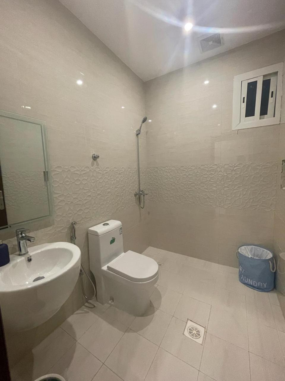 Apartment فندقيه فاخره بتصمم عصري ودخول ذاتي