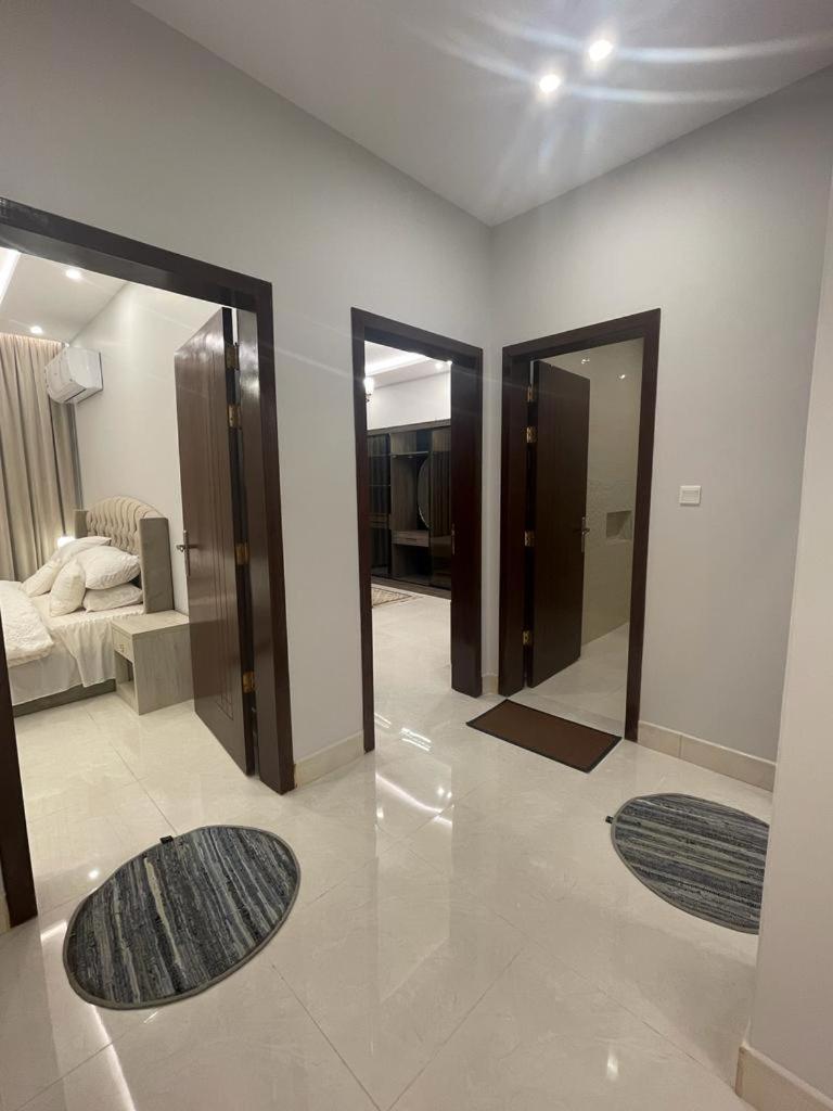 فندقيه فاخره بتصمم عصري ودخول ذاتي Apartment Jeddah