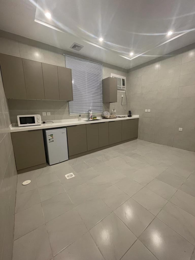 فندقيه فاخره بتصمم عصري ودخول ذاتي * Jeddah