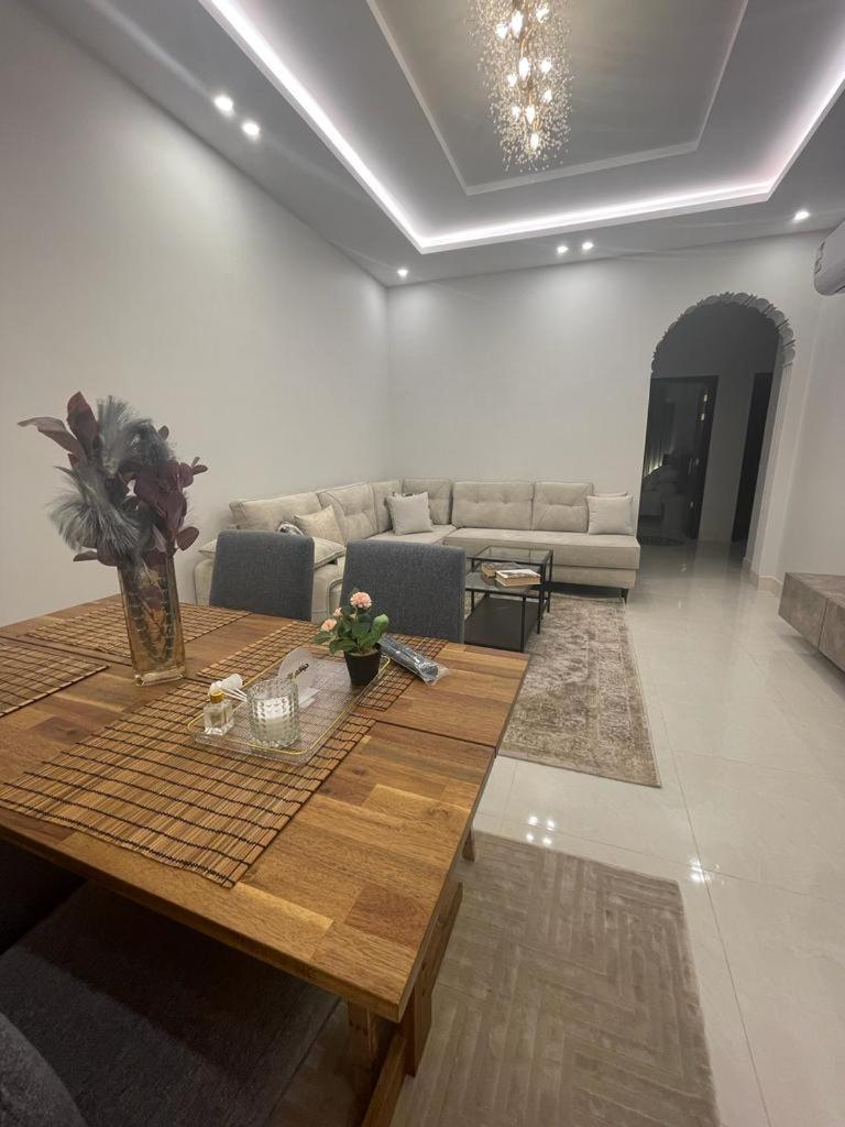 فندقيه فاخره بتصمم عصري ودخول ذاتي Jeddah