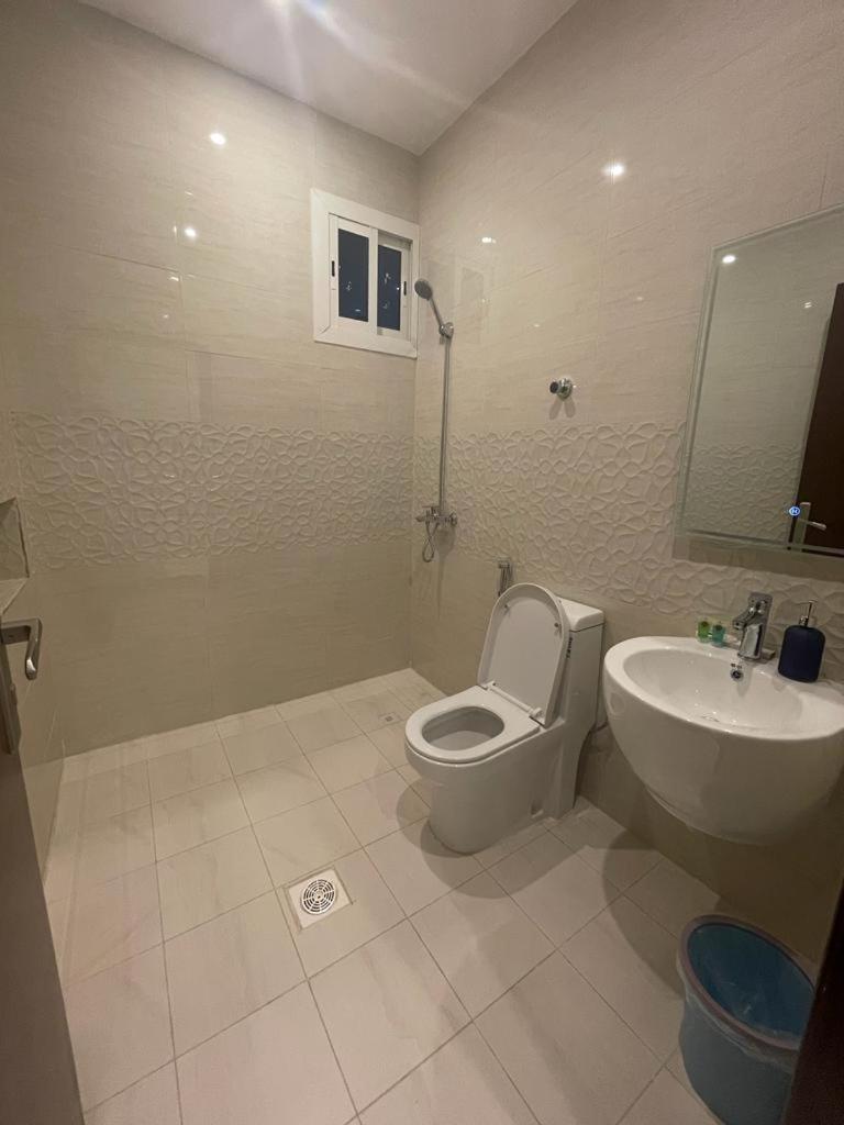Apartment فندقيه فاخره بتصمم عصري ودخول ذاتي
