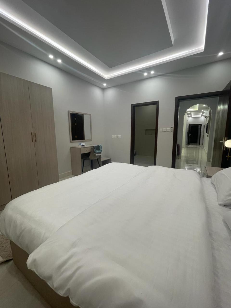 فندقيه فاخره بتصمم عصري ودخول ذاتي Jeddah