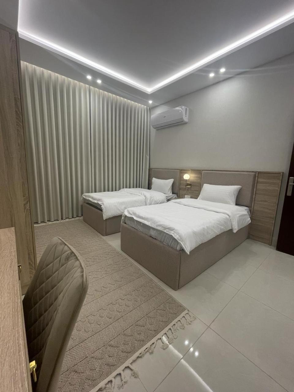 فندقيه فاخره بتصمم عصري ودخول ذاتي * Jeddah