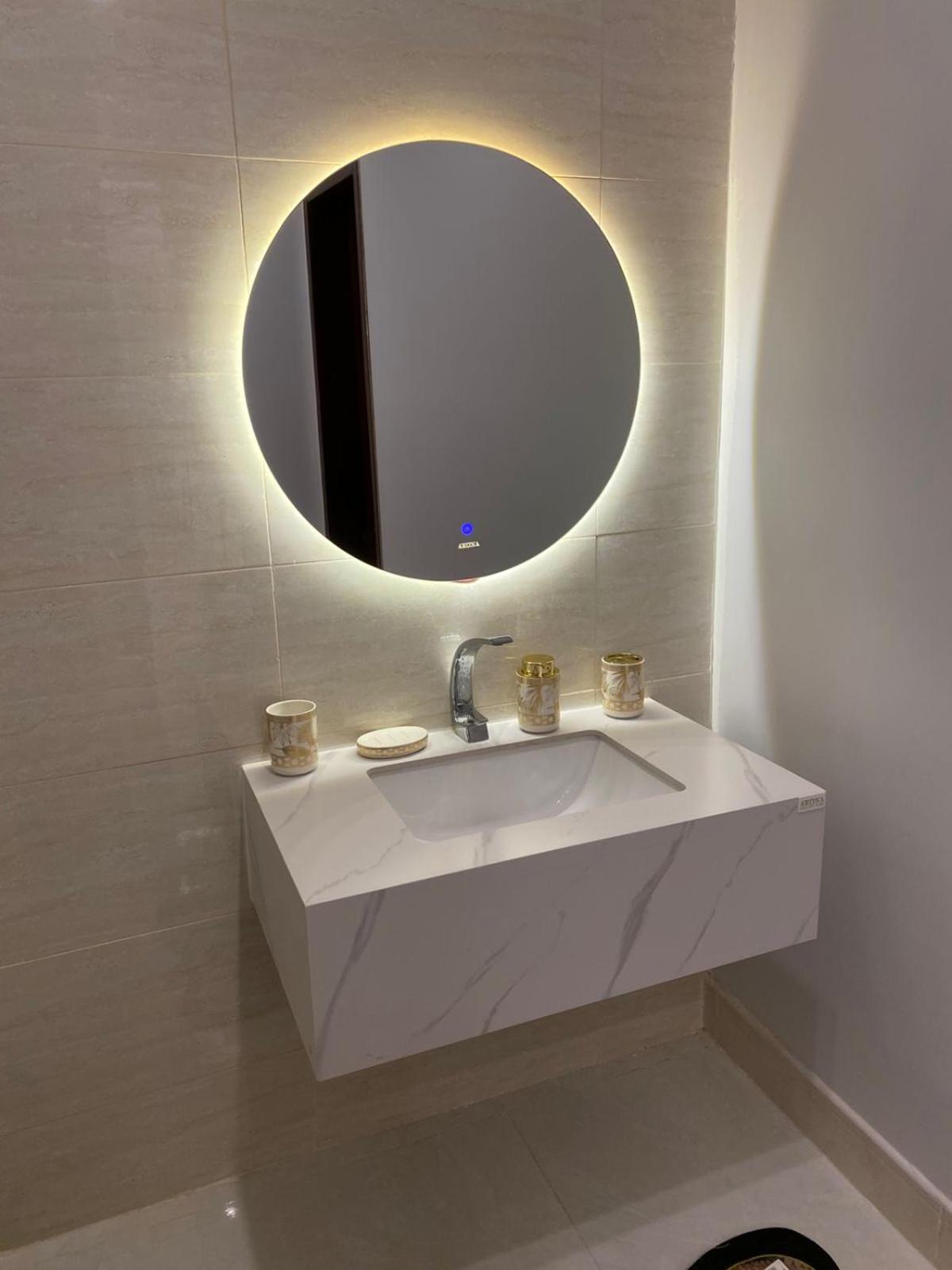 Apartment فندقيه فاخره بتصمم عصري ودخول ذاتي Jeddah